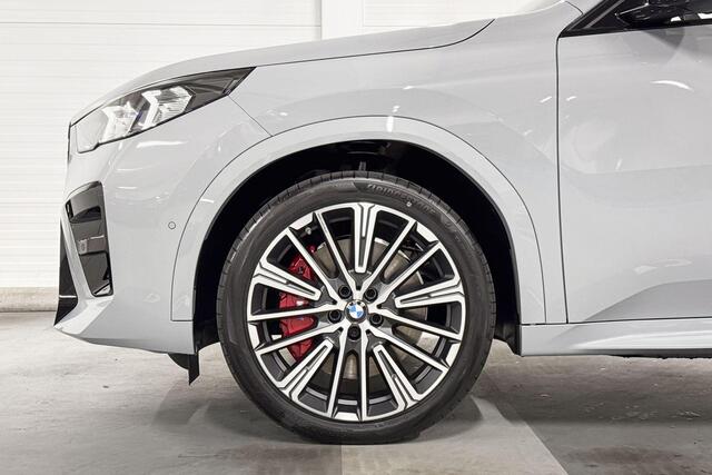 BMW X2 iX2 eDrive20 | M-Sport Pro | Innovation Pack | Comfort Pack | Driving Assistant Plus | Harman/Kardon | Panoramadak | Comfort Access
