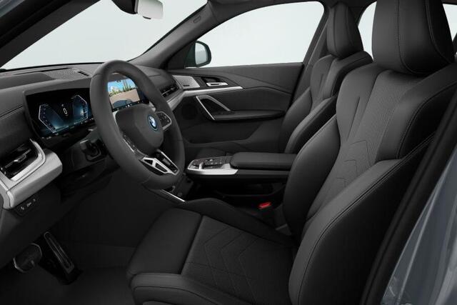 BMW X2 iX2 eDrive20 67 kWh Innovation Pack | M Sport |