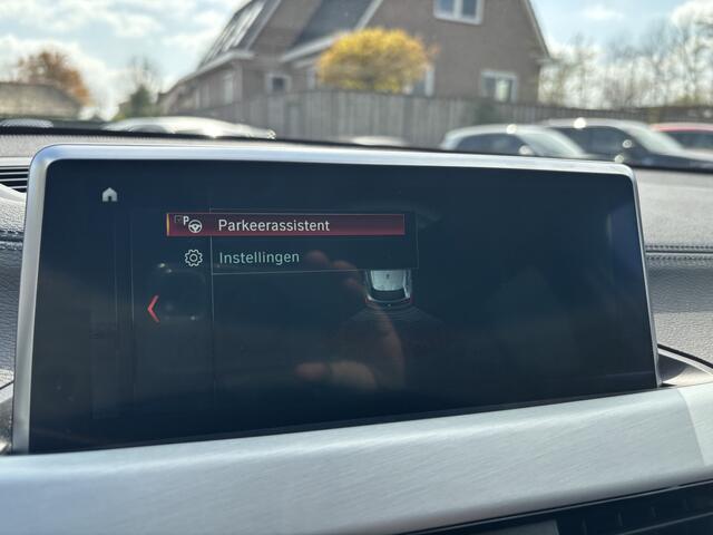 BMW X2 sDrive20i M-Sport Automaat High Executive Full LED / Navigatie / SP-Interieur