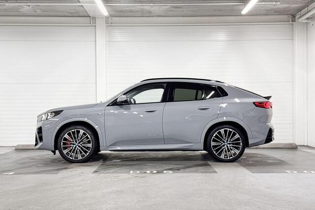 BMW X2 iX2 xDrive30 67 kWh