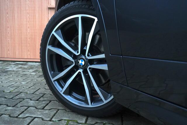 BMW X2 sDrive 20i | M-Sport | Trekhaak | Head-Up