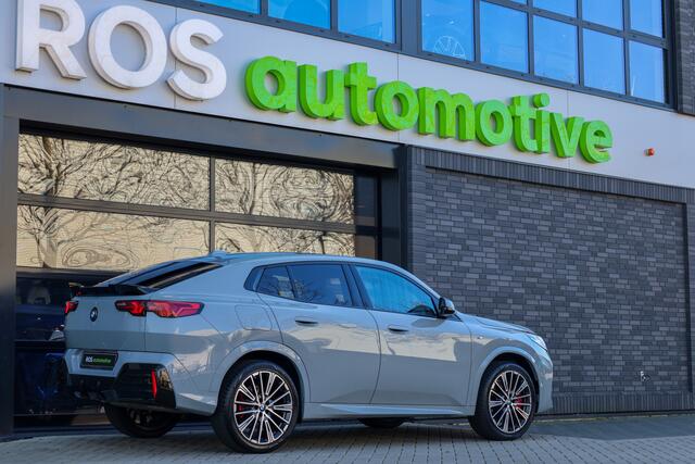 BMW X2 sDrive20i M-Sport | NIEUWSTAAT! | BTW | PANO | HUD | ELEK TREKHAAK | CAMERA ACHTER | SHADOW LINE |