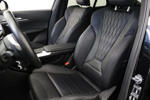 BMW X2 sDrive20i |Pano|Leder|Stoelverwarming|M-sport