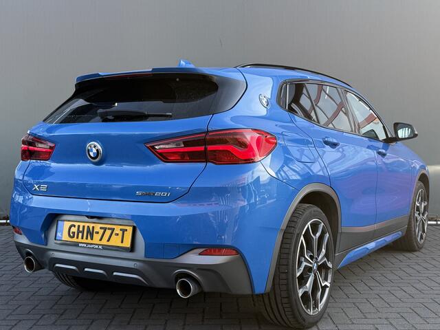 BMW X2 BWJ 2018 sDrive 20i 250PK M High Executive AUTOMAAT | FULL LED | ELEKTR. STOELEN | STOELVERW. | DAB + | CAMERA | KEY LESS | ELEKTR. ACHTERKLEP | HEAD-UP DISPLAY | NAVI | CLIMA | CRUISE | LMV | PDC