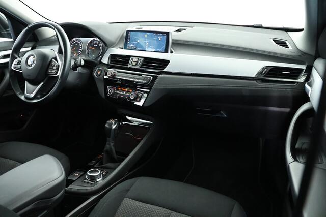 BMW X2 xDrive25e Executive / LED / Navi / Cruisecontrol / Clima