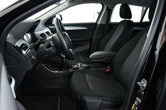 BMW X2 xDrive25e Executive / LED / Navi / Cruisecontrol / Clima