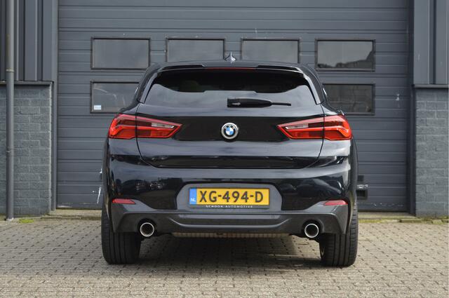 BMW X2 sDrive20i High Executive | M-PAKKET | PANO | HUD | TREKHAAK |