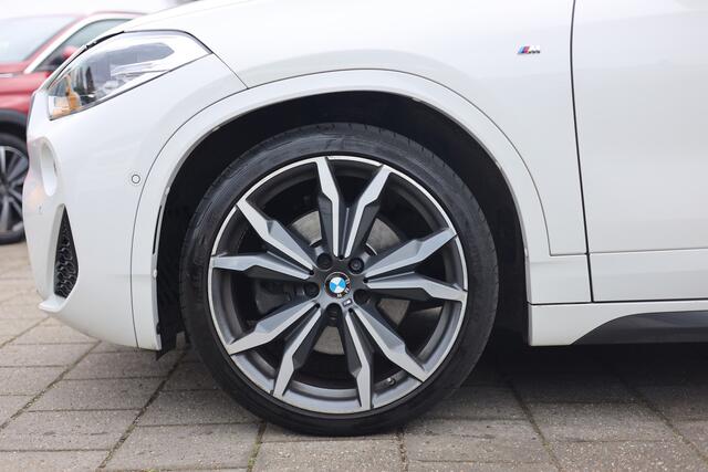 BMW X2 SDRIVE20i AUTOMAAT | M-SPORT | 20 INCH | CAMERA