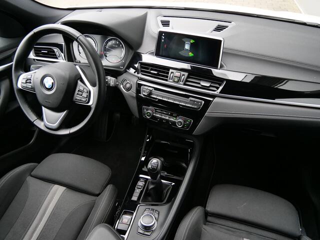 BMW X2 sDrive18i 141pk High Executive Automaat Navigatie / LED / 18 Inch / Trekhaak