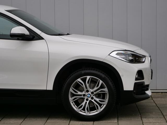 BMW X2 sDrive18i 141pk High Executive Automaat Navigatie / LED / 18 Inch / Trekhaak