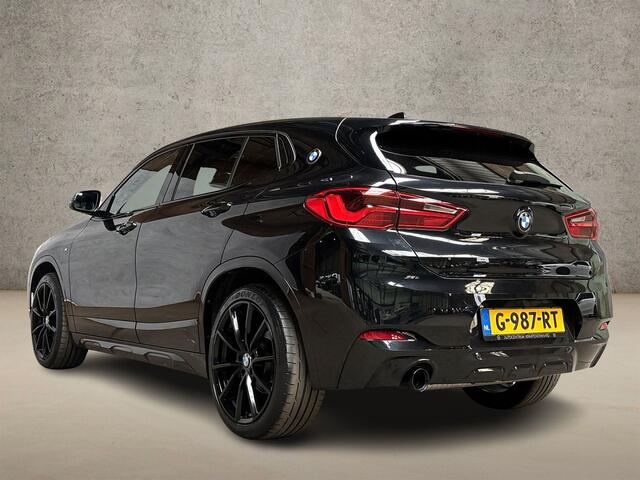 BMW X2 1.8i sDrive M Sport 140Pk Automaat (NAVIGATIE, M PAKKET, BLACK PACK, LEDER, STOELVERWARMING, SPORTSTOELEN, GETINT GLAS, SFEERVERLICHTING, PARKEERSENSOREN, NIEUWSTAAT)
