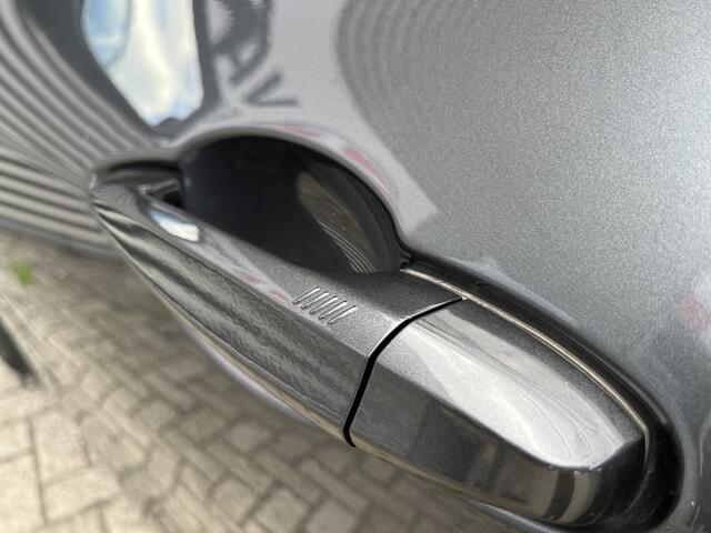 BMW X2 sDrive18i High Executive Edition M Sport FACELIFT NAVI/CAM,HUD,LED,KUIPSTOEL,20INCH