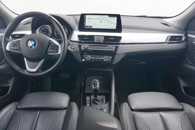 BMW X2 sDrive20i High Executive | Trekhaak | Elektrische stoelen | Stoel & Stuurwielverwarming | 19 Inch