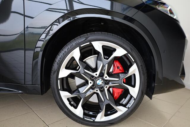 BMW X2 sDrive20i | M Sportpakket Pro | Driving Assistant Professional | Panoramadak | Comfort Access | Harman Kardon | Head-Up Display | Elektrisch verstelbare stoelen met geheugen