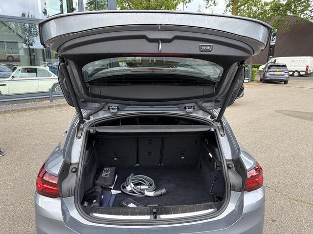 BMW X2 xDrive25e Business Edition Plus BOMVOL| M-SPORT| PHEV| PANO| NAP| STOEL + STUURVERWARMING| COMFORT ACCESS| ELEK. ACHTERKLEP| AFNEEMBARE TREKHAAK| HUD| ACHTERUITRIJCAMERA| APPLE CARPLAY