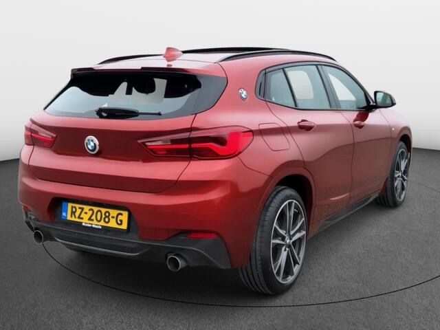BMW X2 sDrive20i High Executive M-pakket | Panoramadak | Leder