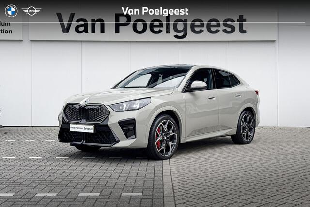 BMW X2 iX2 eDrive20 | 67 kWh | M Sport | Comfort Pack | Innovation Pack | Trekhaak |