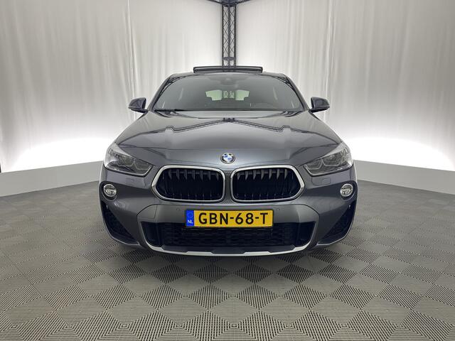BMW X2 sDrive18i High Executive Automaat | M-Sport X | Panodak | Cruise | Navi | Stoelverwarming | Camera
