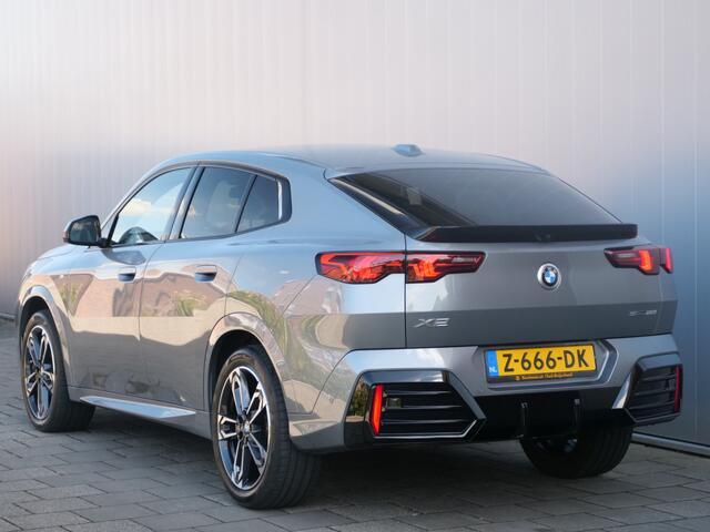 BMW X2 sDrive20i Launch Edition 170 Pk Automaat Navi / DAB / Leer / Trekhaak / M-pakket / Apple Carplay