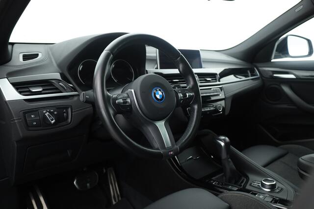BMW X2 xDrive25e M Sport | Rijklaar! | SOH-87,0% | S/K-Dak | Nav+CarPlay | Cruise | Memory | LED | Climate | Elek. Klep | PDC | 19" V