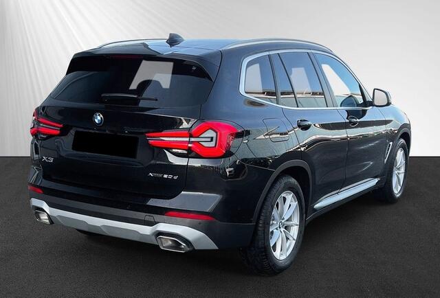 BMW X3 xDrive20d 190 PK ACC Live Cockpit Sportstoelen Harman Kardon Stoelverwarming Stuurverwarming 18 Inch