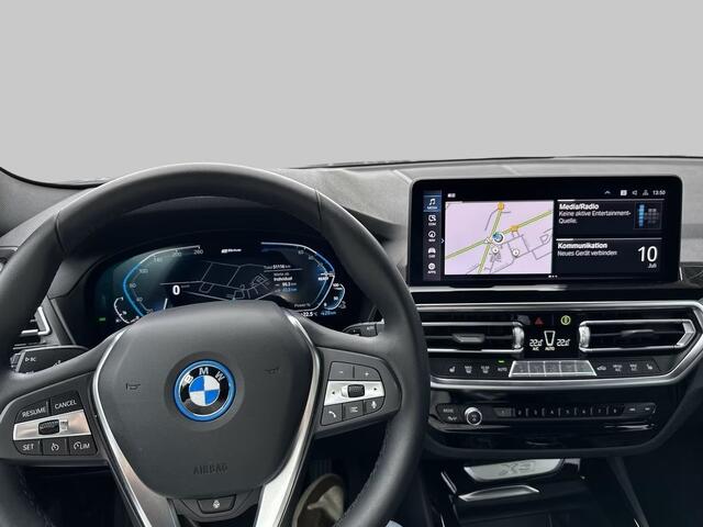BMW X3 xDrive30e ** ADAPT. LED, NAVI+, LEDER, VERW STUUR, TREKH, 19-inch LMV ** 1e EIG - UNFALLFREI ** ** INFORMEER OOK NAAR ONZE AANTREKKELIJKE FINANCIAL-LEASE TARIEVEN **