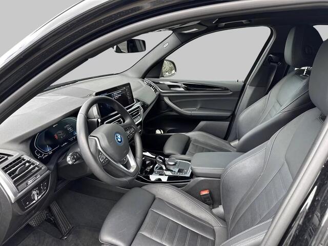 BMW X3 xDrive30e ** ADAPT. LED, NAVI+, LEDER, VERW STUUR, TREKH, 19-inch LMV ** 1e EIG - UNFALLFREI ** ** INFORMEER OOK NAAR ONZE AANTREKKELIJKE FINANCIAL-LEASE TARIEVEN **