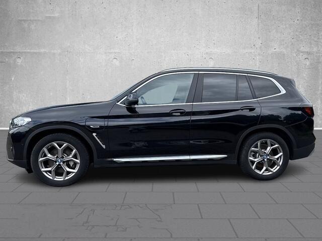 BMW X3 xDrive30e ** ADAPT. LED, NAVI+, LEDER, VERW STUUR, TREKH, 19-inch LMV ** 1e EIG - UNFALLFREI ** ** INFORMEER OOK NAAR ONZE AANTREKKELIJKE FINANCIAL-LEASE TARIEVEN **