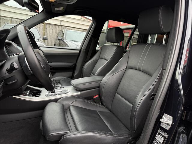 BMW X3 sDrive20d 191pk M-SPORT High Executive BMW X3 sDrive18d 2.0 M-SPORT High Executive