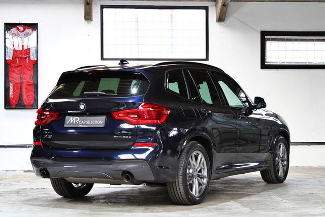 BMW X3 xDrive30e eDrive Edition | M-Sport | Panoramadak | Carbonzwart | Head-Up | Keyless | NL auto | BTW |