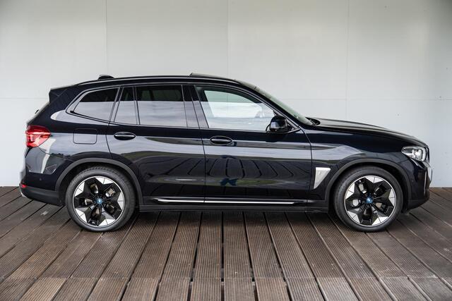 BMW X3 IX3 | High Executive | M Sportpakket | 20 inch | Comfort Access | Driving Assistent Professional | Head-Up Display | Harman Kardon | Trekhaak