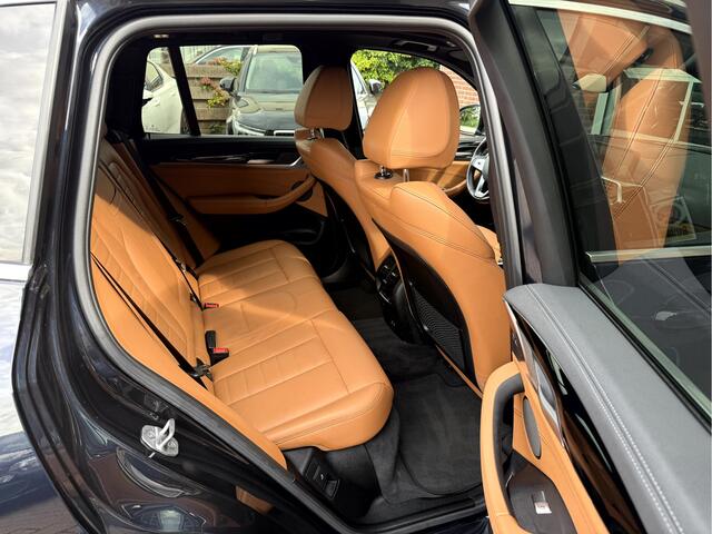 BMW X3 iX3 High Executive 80 kWh Panoramadak, 360 Camera, Trekhaak, Harman/Kardon