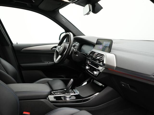 BMW X3 xDrive30e M Sport Plug In Hybrid 292pk PHEV | Trekhaak Af Fabriek | Head up | Adaptive Cruise | 360 Camera | Harman Kardon | Lederen Sportstoelen Verwarmd | Pilot Assist | Apple Carplay | Keyless | Navigatie | Bliss |