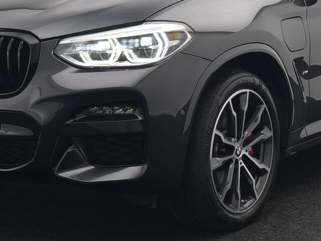 BMW X3 xDrive30e M Sport Plug In Hybrid 292pk PHEV | Trekhaak Af Fabriek | Head up | Adaptive Cruise | 360 Camera | Harman Kardon | Lederen Sportstoelen Verwarmd | Pilot Assist | Apple Carplay | Keyless | Navigatie | Bliss |