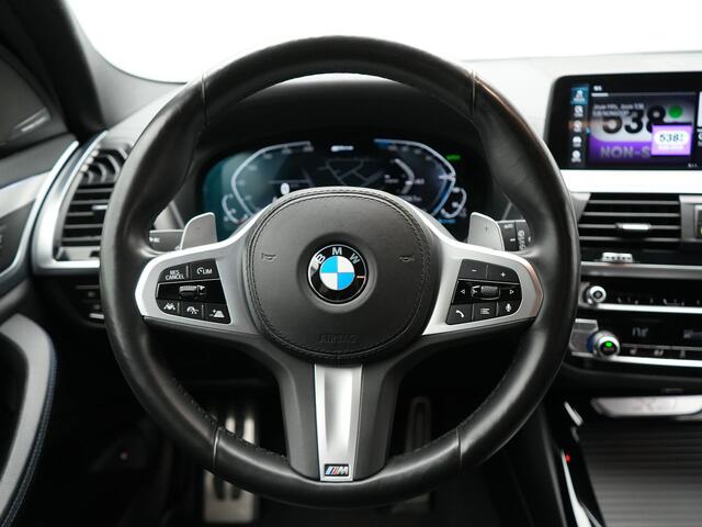BMW X3 xDrive30e M Sport Plug In Hybrid 292pk PHEV | Trekhaak Af Fabriek | Head up | Adaptive Cruise | 360 Camera | Harman Kardon | Lederen Sportstoelen Verwarmd | Pilot Assist | Apple Carplay | Keyless | Navigatie | Bliss |