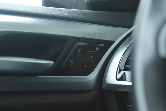 BMW X3 IX3 HIGH EXECUTIVE 80KWH SHADOW LINE | PANO | HUD | TREKHAAK | LEDER | HARMAN/KARDON | 360 CAMERA | MEMORY | CARPLAY | ACC
