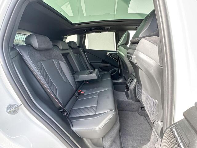 BMW X3 30e xDrive M-Sport Pro / Adaptief onderstel / Stoelventilatie / Driving Professional / Trekhaak Zwenkbaar / Harman Kardon / Head-Up / Adaptief LED / 21 Inch