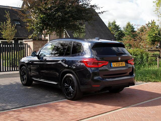 BMW X3 iX3 Executive 80 kWh | Panoramadak | Camera | Apple Carplay | Cruise Control | Leer |