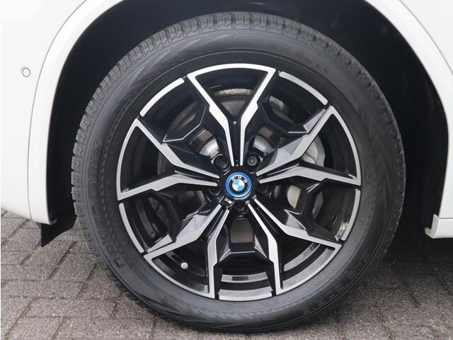 BMW X3 xDrive30e M Sport High Executive | Panoramadak | Elektrisch verstelbare stoelen | Head Up display | Elektr. Trekhaak