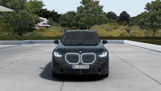 BMW X3 30e xDrive M Sport Automaat / Panoramadak / Trekhaak / Sportstoelen / Adaptieve LED / Comfort Access / Parking Assistant Plus / Stoelventilatie / Stuurverwarming