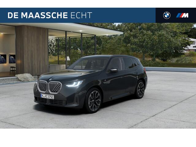 BMW X3 30e xDrive M Sport Automaat / Panoramadak / Trekhaak / Sportstoelen / Adaptieve LED / Parking Assistant Plus / M Sportonderstel / Comfort Access