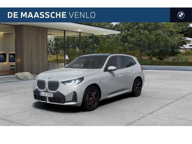 BMW X3 30e xDrive M Sport Automaat / Panoramadak / Trekhaak / Sportstoelen / Adaptieve LED / Parking Assistant Plus / Stuurverwarming / Comfort Access