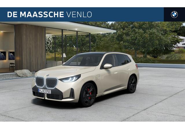 BMW X3 30e xDrive M Sport Automaat / Panoramadak / Trekhaak / Sportstoelen / Comfort Access / Parking Assistant Plus / Adaptieve LED / Stoelventilatie