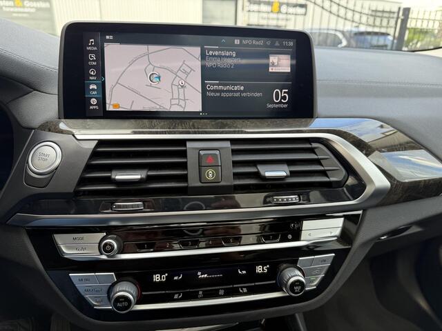 BMW X3 xDrive30e Pano-Leder-HUD-Adaptieve Cruise-Leder