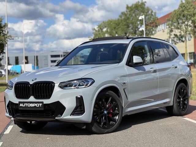 BMW X3 xDrive30e M-Sport 292 Pk Brooklyn Grijs Pano HUD H&K