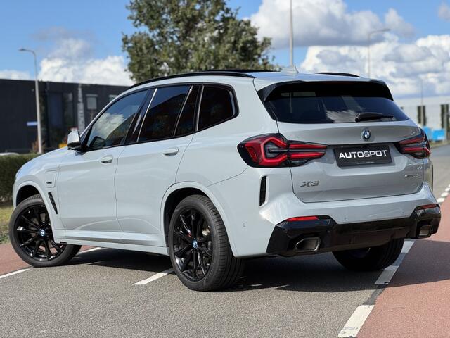 BMW X3 xDrive30e M-Sport 292 Pk Brooklyn Grijs Pano HUD H&K
