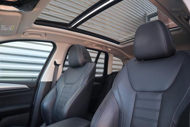 BMW X3 xDrive30e Pano / Elec Stoelen / Camera / Leder /