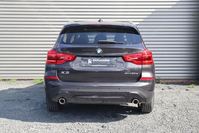 BMW X3 xDrive30e Pano / Elec Stoelen / Camera / Leder /