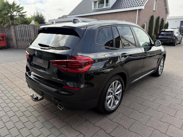 BMW X3 xDrive30e High Executive Pano-Elec.trek-HUD-CAM