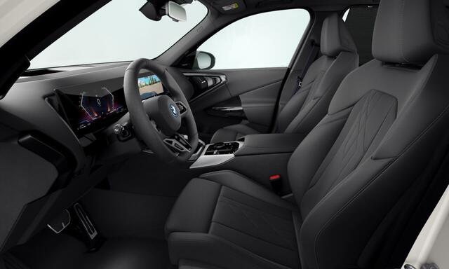 BMW X3 30e xDrive M Sport Pro | 21 inch | Trekhaak | Panoramadak | Professional | Comfort | Premium Pack